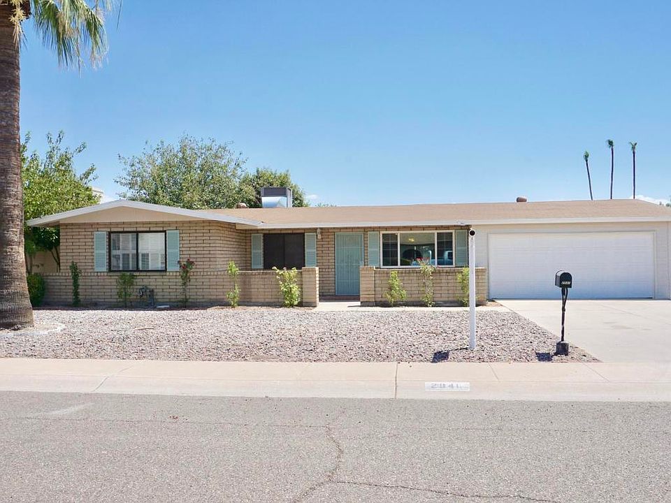 1st image of 2941 W Cactus Wren Dr