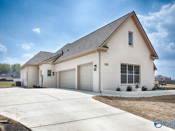 2nd image of 128 Bellawoods Dr