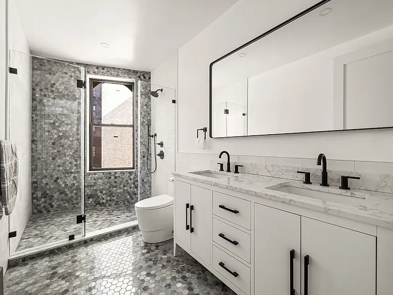 825 Riverside Dr #1 — Photo 6