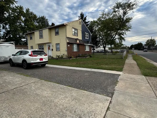 7184 Lee Ave, Pennsauken, NJ 08110