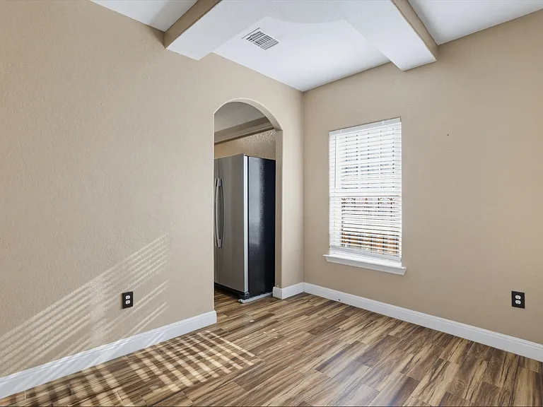 236 E Dullnig Ct #1 — Photo 4