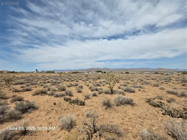 9383 N Broken Saddle Dr, Kingman, AZ 86401