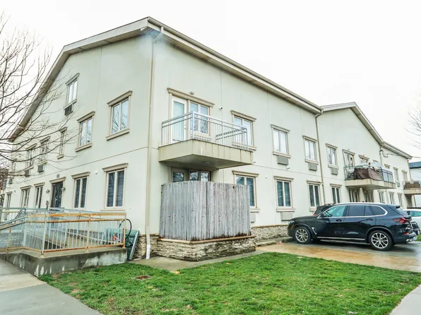 2517 Voorhies Avenue image 1 of 21