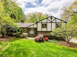 75 Old Stirling Rd, Warren, NJ 07059