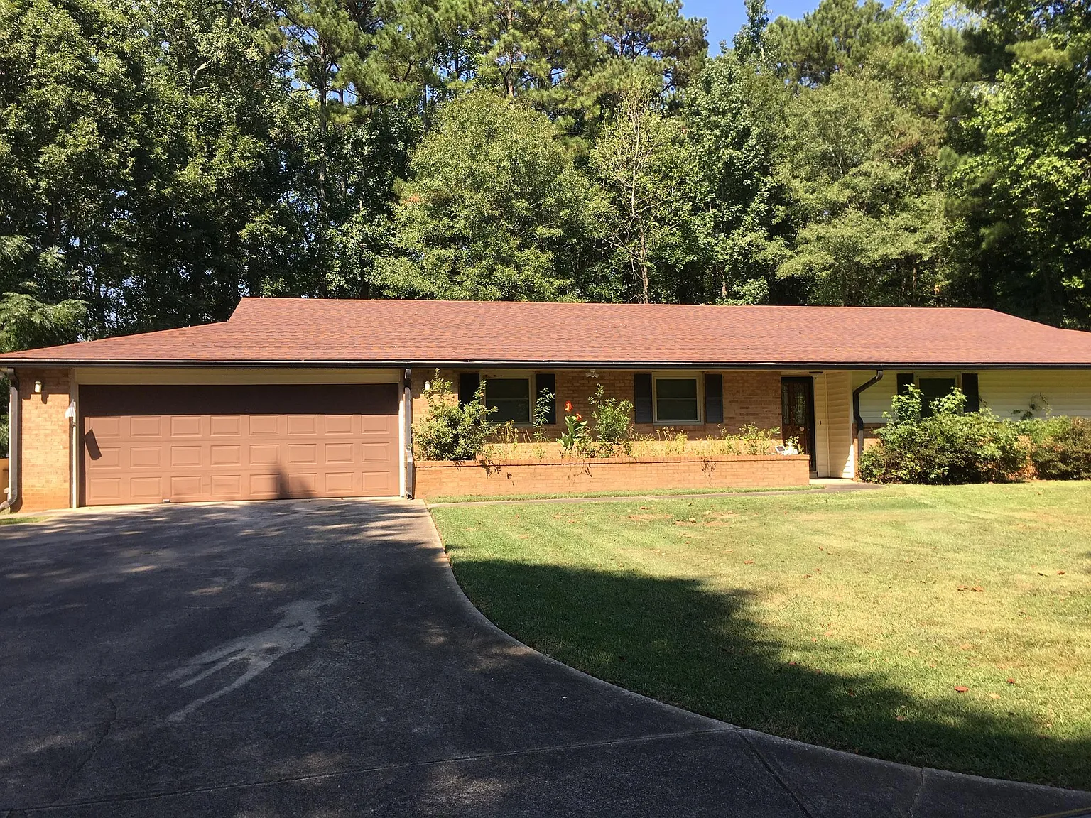 135 N Fayette Ct — Photo 2