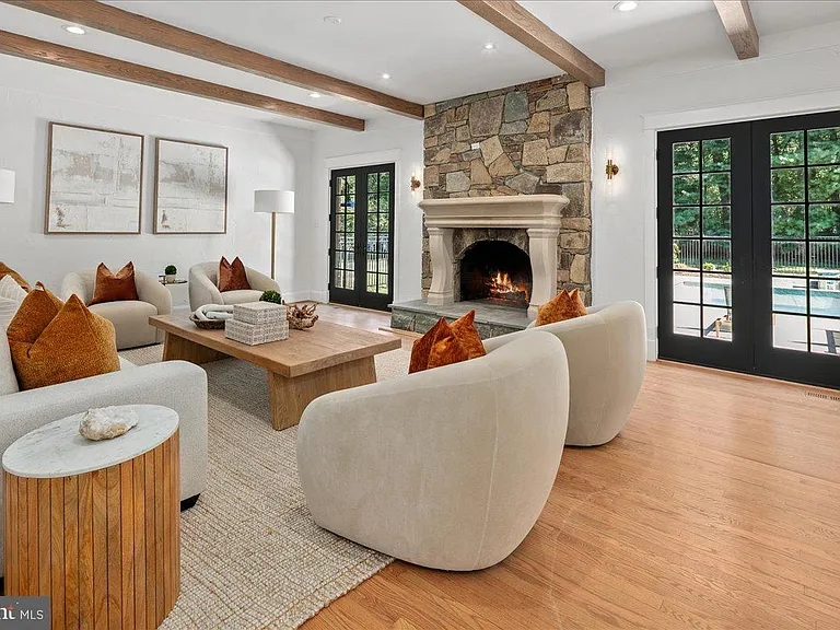 10816 Barn Wood Ln — Photo 9