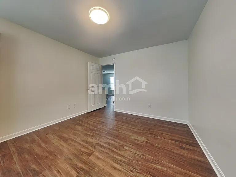1253 Summerlake Dr — Photo 19