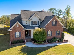 29600 Laura Ridge Dr NW, Harvest, AL 35749