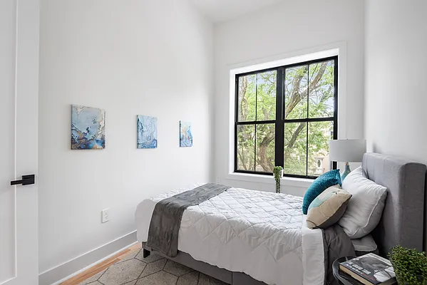 Rented by Compass | media 20