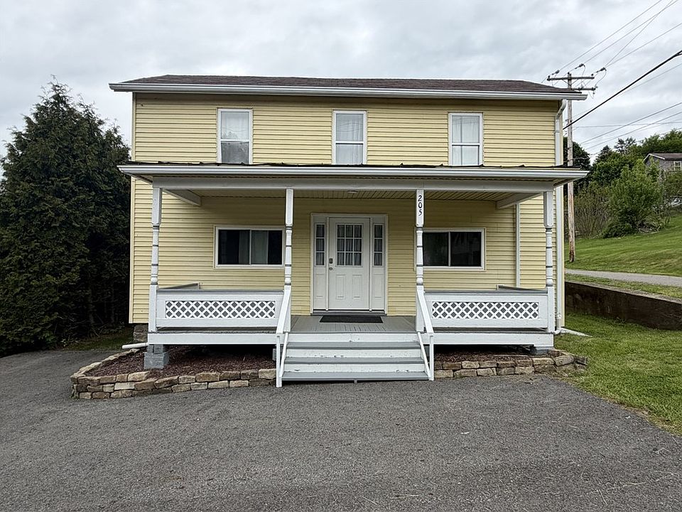 1st image of 205 1st St