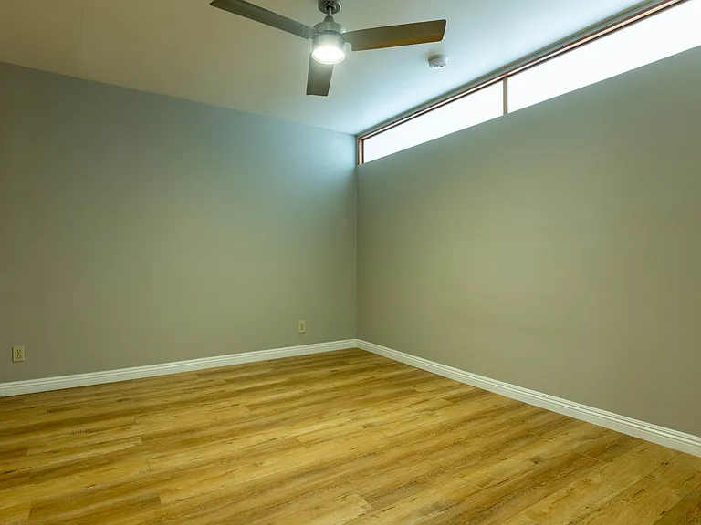 5125 Harold Way #202 — Photo 13