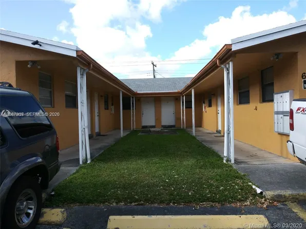 6147 Arthur St APT 2, Hollywood, FL 33024