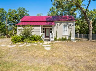 320 2nd St, Comfort, TX 78013