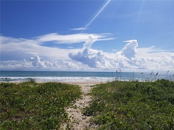 4th image of 5163 N Highway A1a APT 320