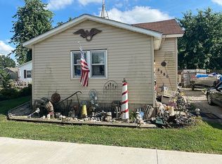 2617 Champaign Ave, Mattoon, IL 61938