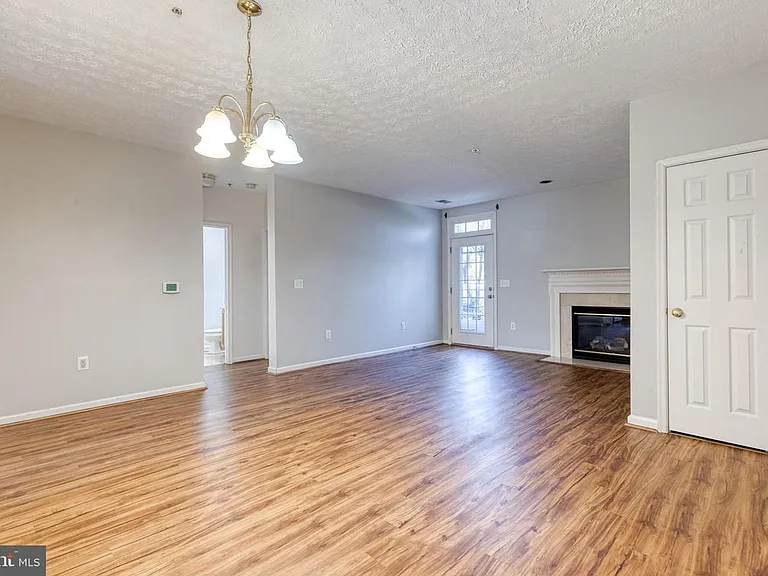 736 Heather Stone Loop — Photo 3
