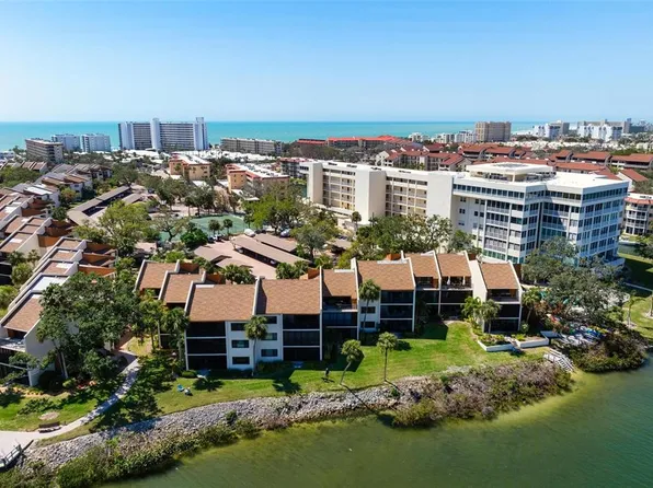 1900 Cove Ii Pl APT 135, Sarasota, FL 34242