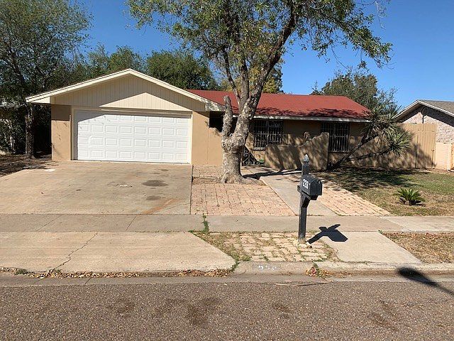 1st image of 228 Huisache Dr