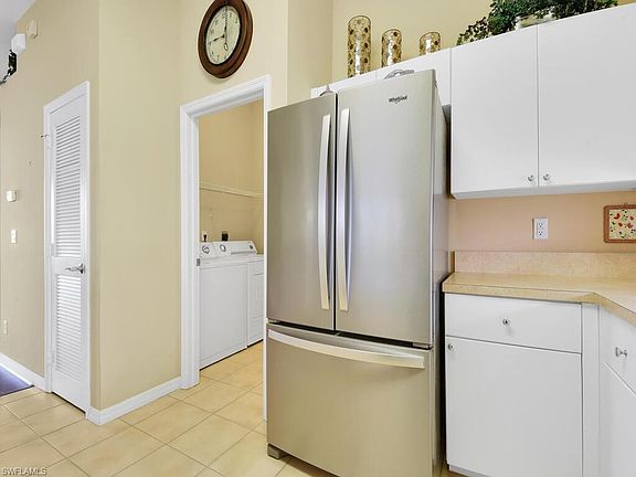 3rd image of 2583 Keystone Lake Dr