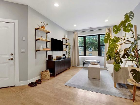 2nd image of 3802 W Altgeld St Unit 301