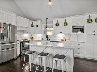 2015 Adams Rd, Charlotte, TN 37036