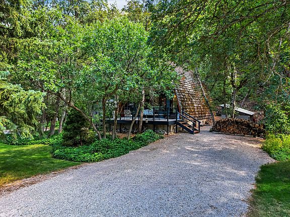 3rd image of 6074 E Grindstone Dr #11