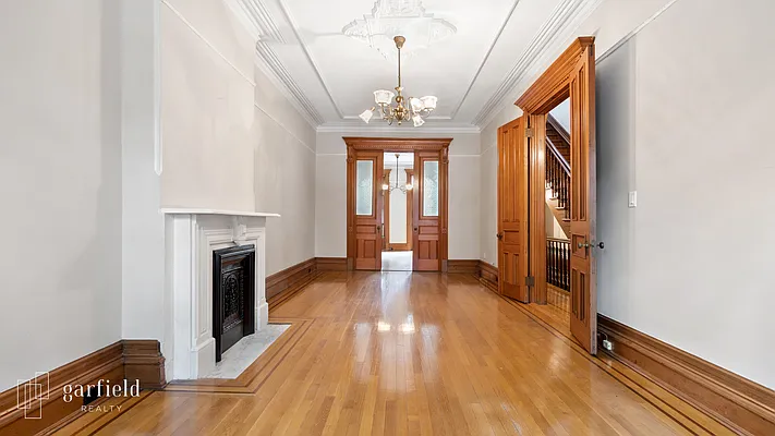 Rented by Garfield Realty  | media 15