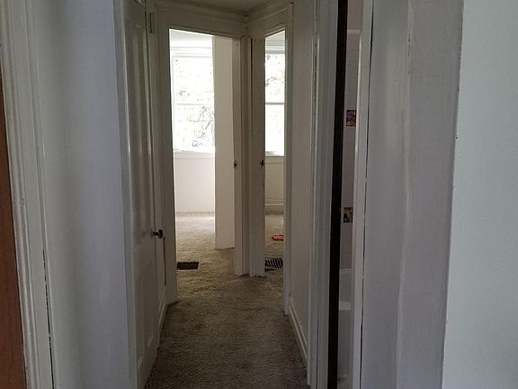 4th image of Greenwood Ave