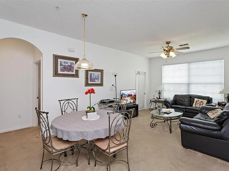 2307 Silver Palm Dr #202 — Photo 7