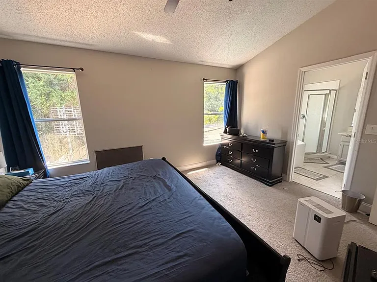 4703 Alexis Dr — Photo 11