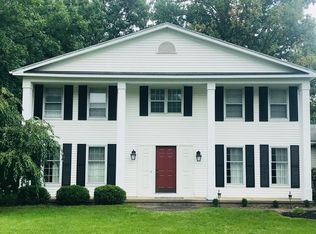 49 Wood Lily Ln, Fairport, NY 14450
