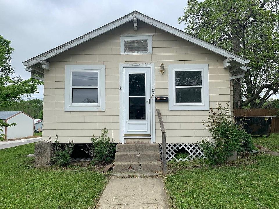 1st image of 1021 1st St