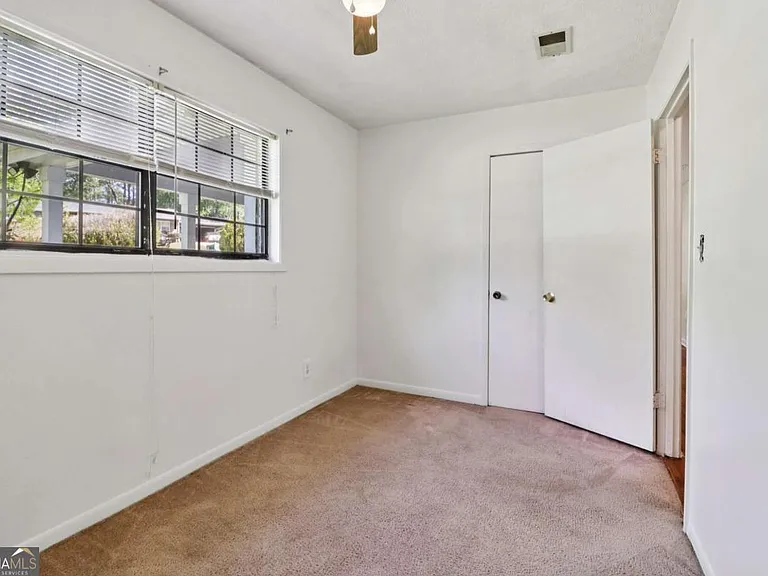 2344 Chestnut Log Pl — Photo 30