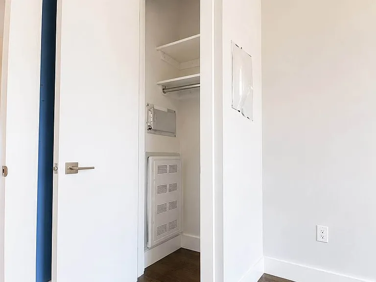 2717 Snyder Ave #3E — Photo 5