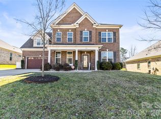 135 Holly Ridge Dr, Mooresville, NC 28115