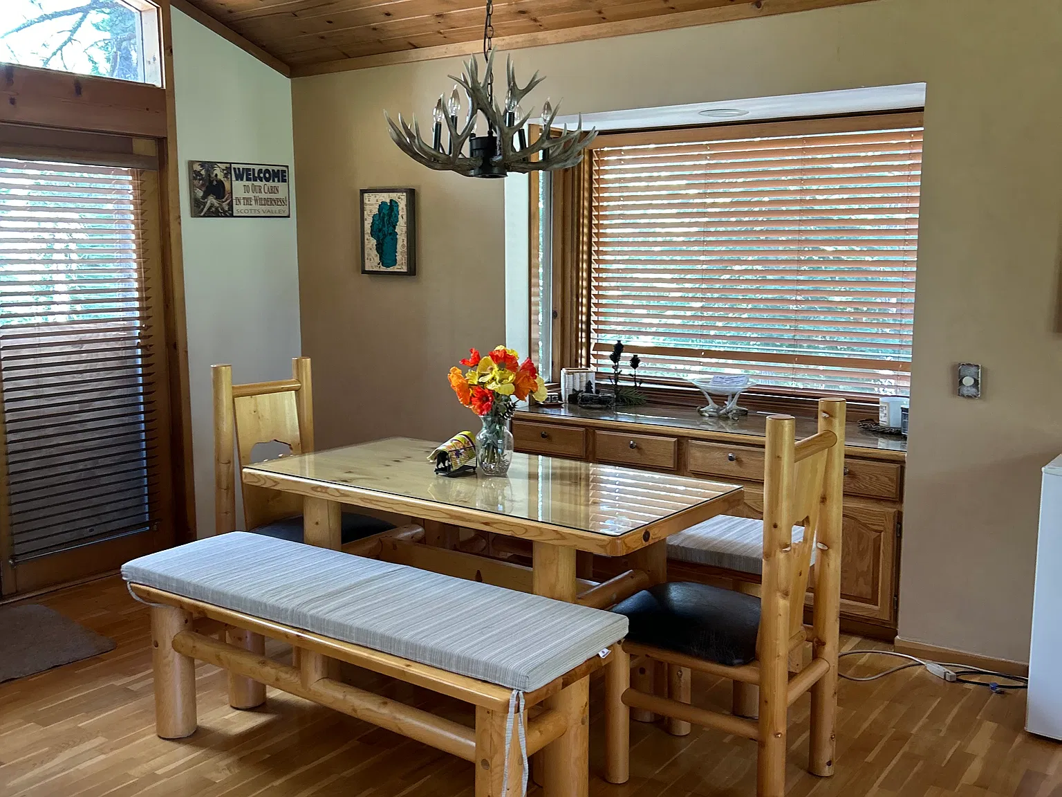 10789 Silver Spur Dr — Photo 3