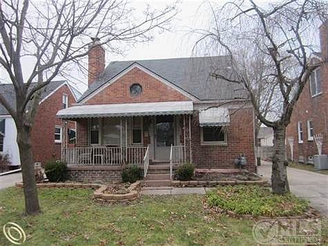 21191 Kenmore Ave.