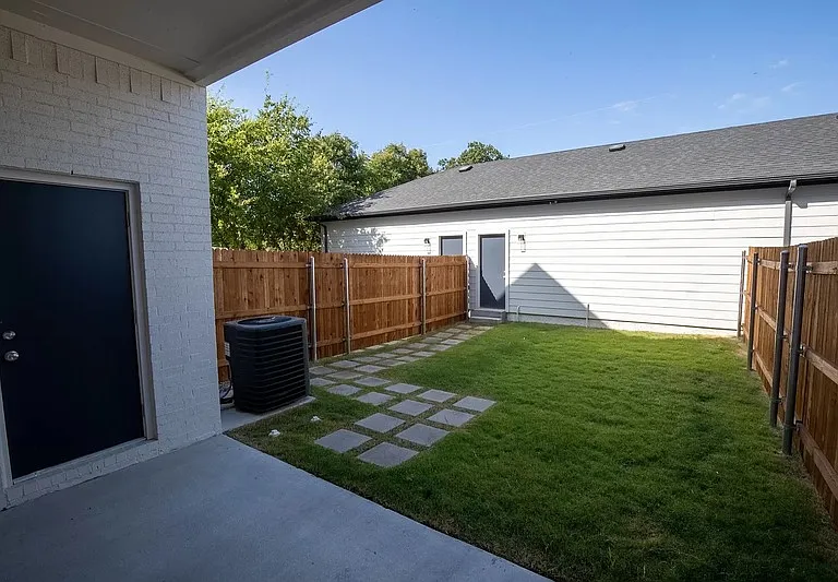 3130 Wayside Ave #1 — Photo 8