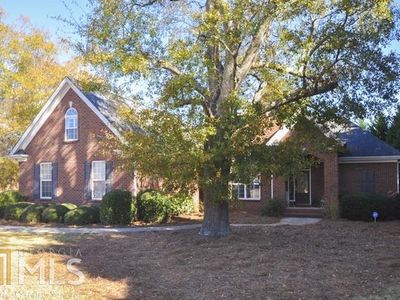 671 Chesterfield Rd, Bogart, GA, 30622