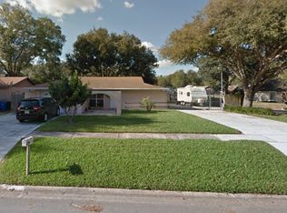 17720 Sunrise Dr, Lutz, FL 33549