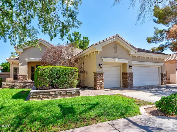 8015 S Michele Lane, Tempe, AZ 85284