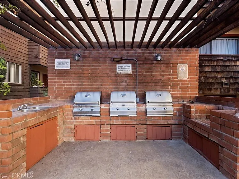5400 Newcastle Ave #56 — Photo 20