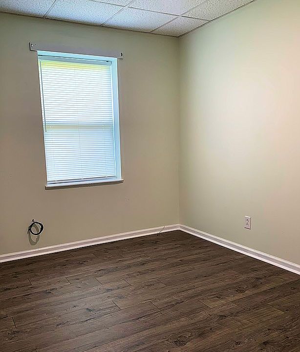 2 Bright Bedrooms