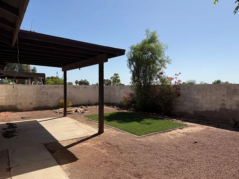 1342 S Sunset Dr — Photo 11