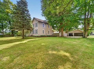806 Jordan Lake St, Lake Odessa, MI 48849