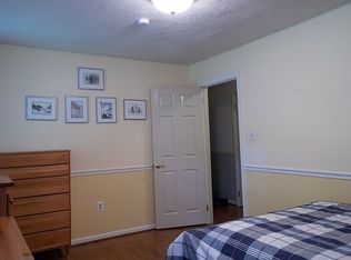6916 Brimstone Ln, Fairfax Station, VA 22039