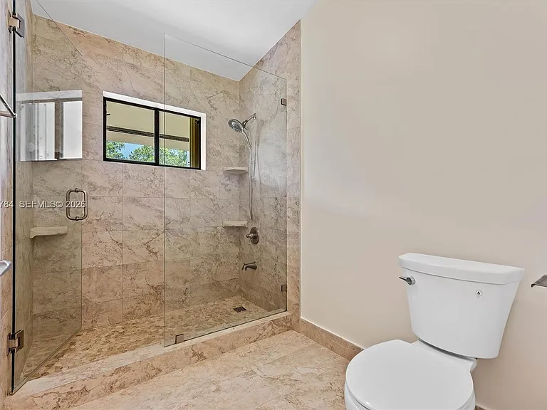 2525 NE 135th St #2525 — Photo 25