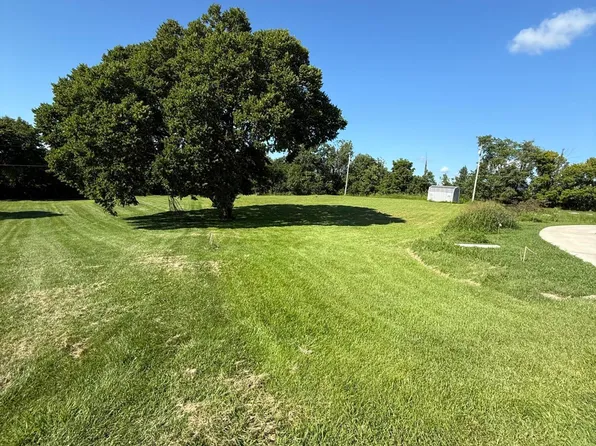 220 Bracken Ct, Frankfort, KY 40601
