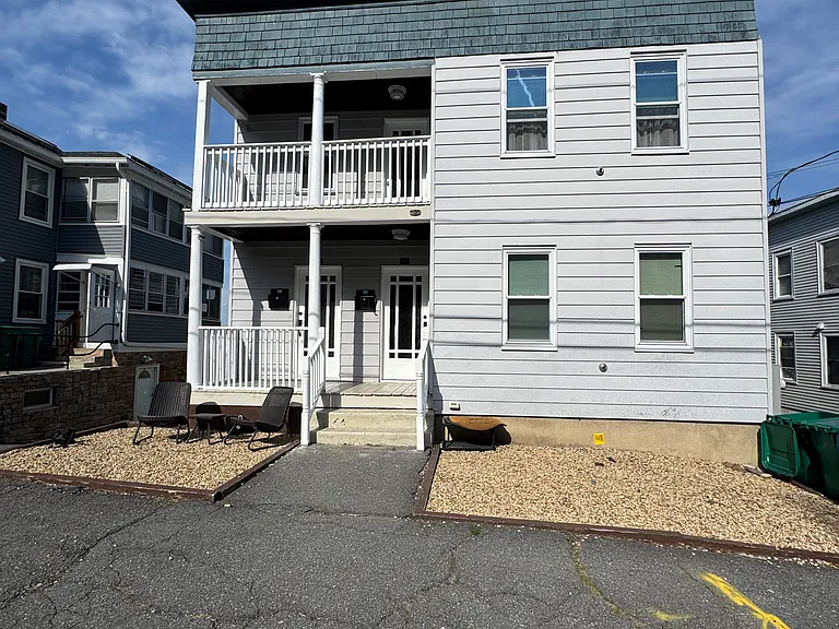 39 Cliff St #1 — Photo 10