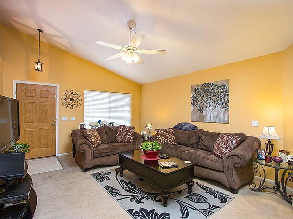 3rd image of 8254 Silver Glen Dr